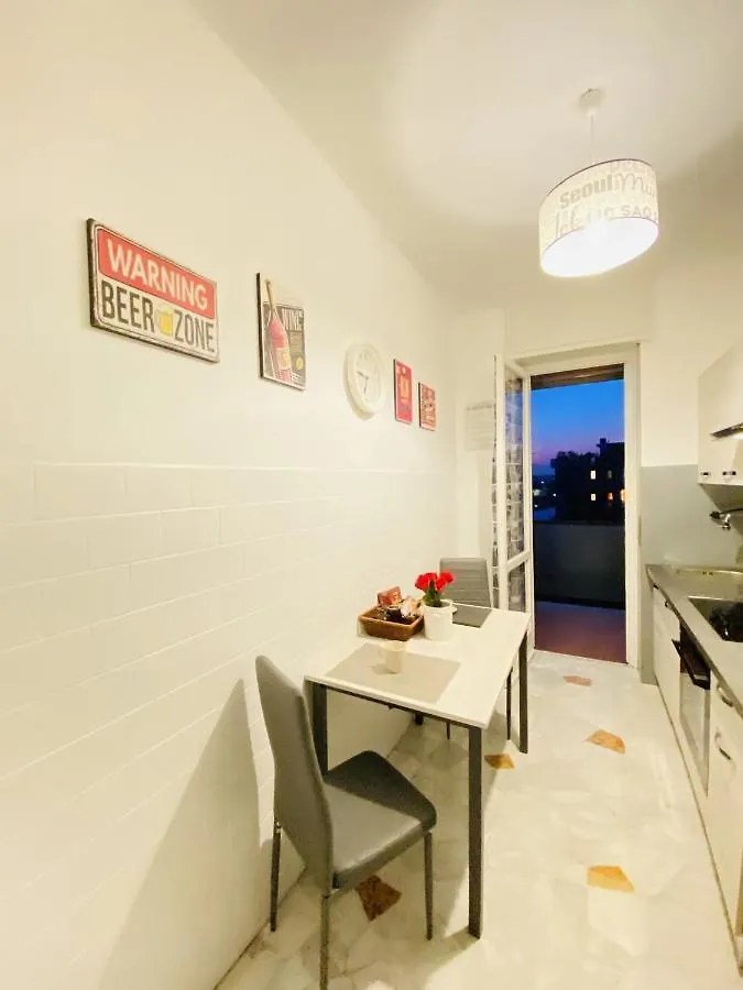 Milano Relax Room Brugherio 0*,